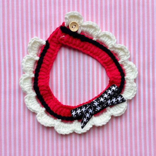 Red/Black Scalloped Edge Soft Knitted Dog Collar